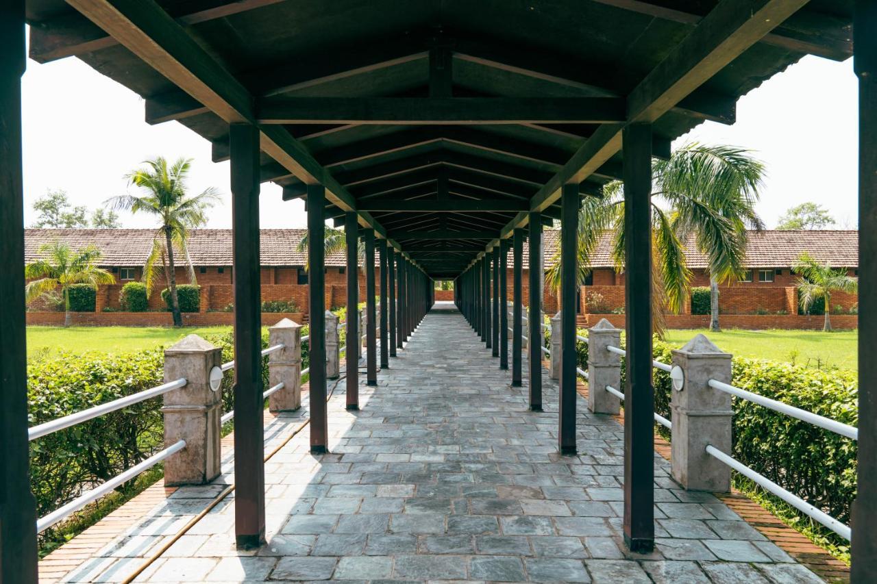 Hotel Hokke Lumbini Extérieur photo