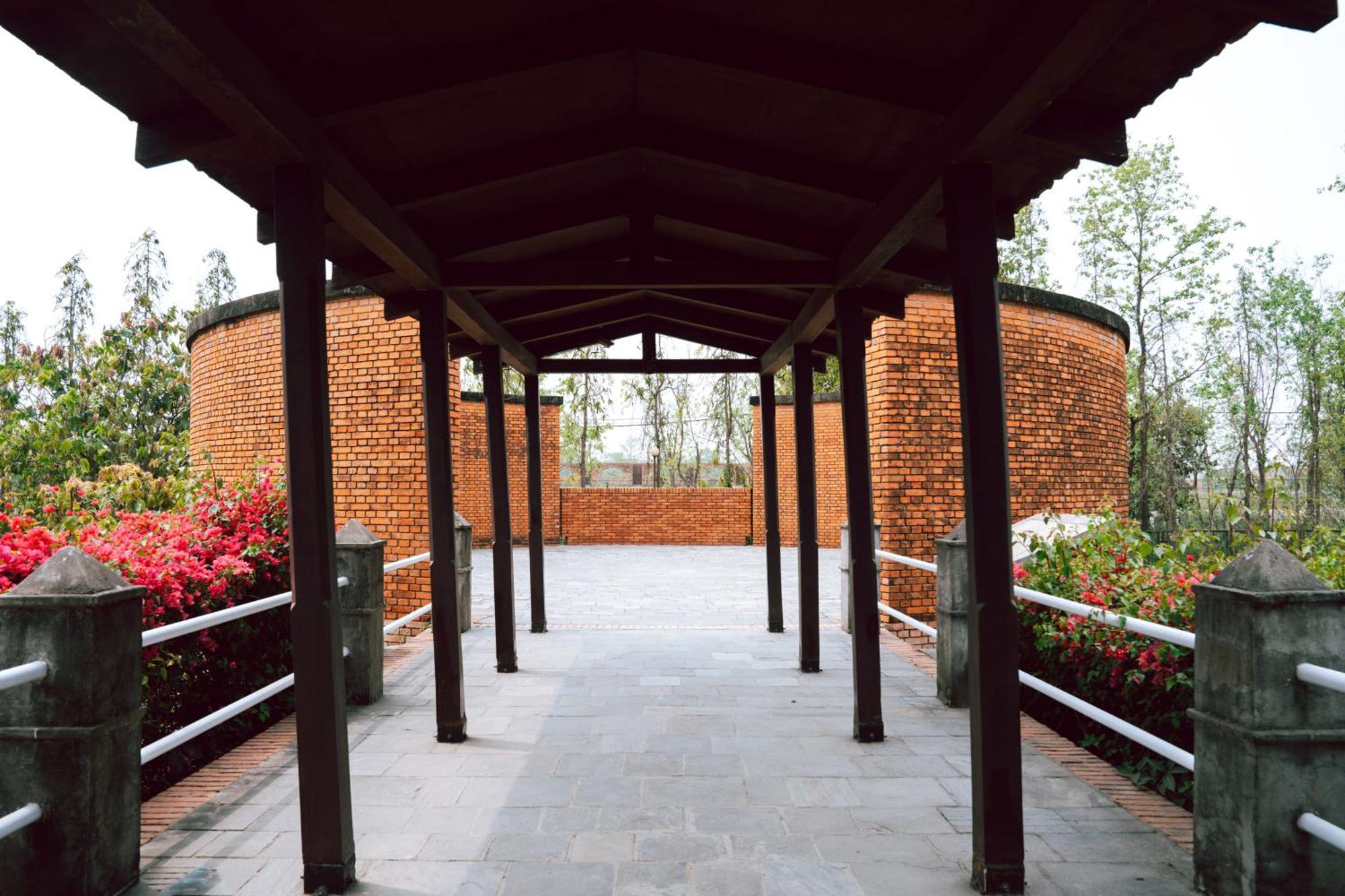 Hotel Hokke Lumbini Extérieur photo