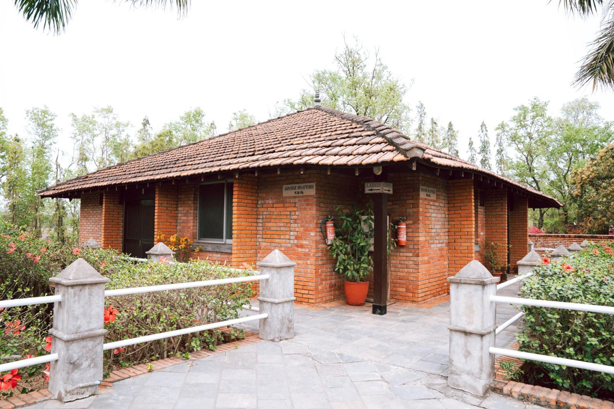 Hotel Hokke Lumbini Extérieur photo